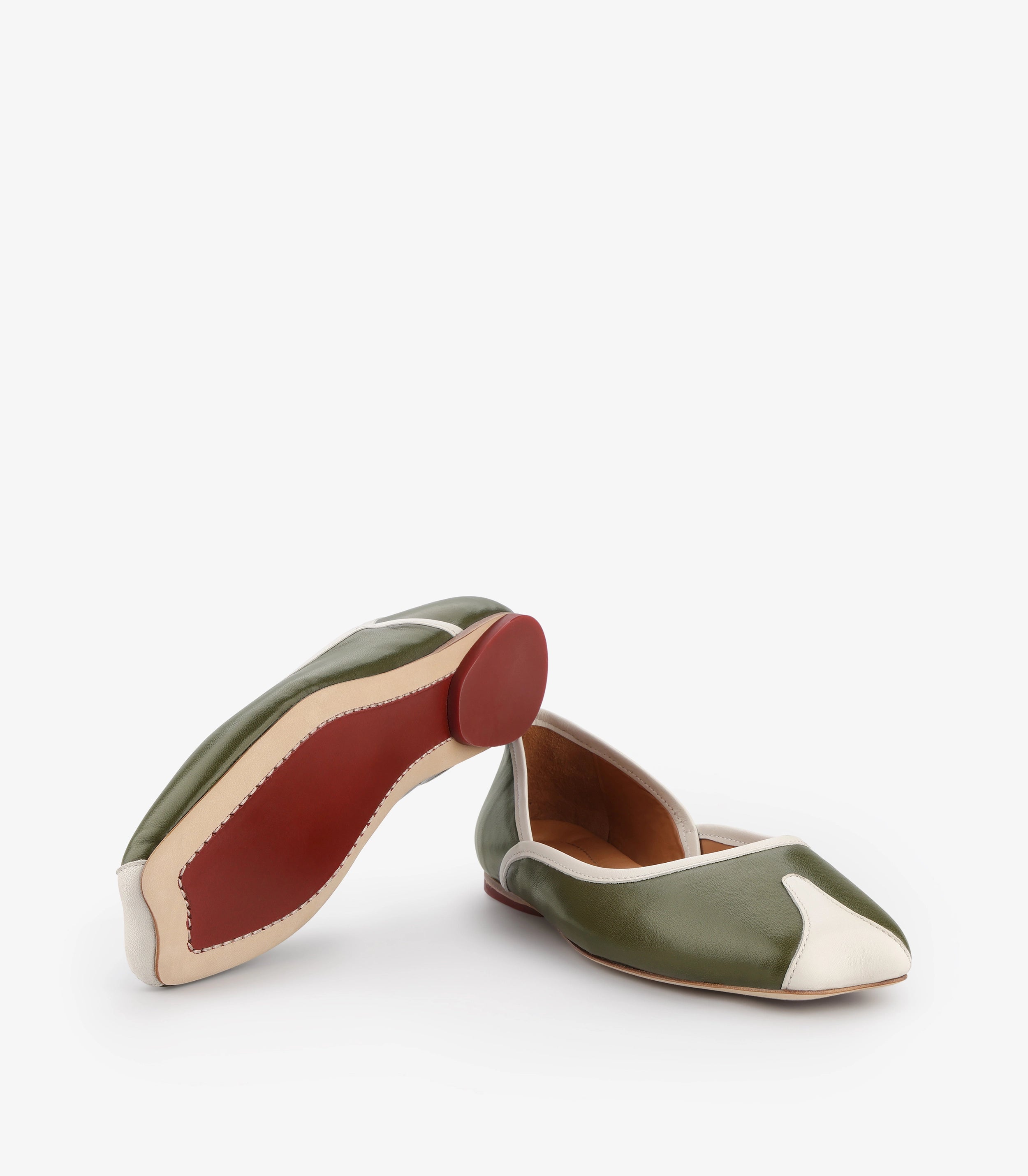 TUAS Julia Oliva Ballet Flats